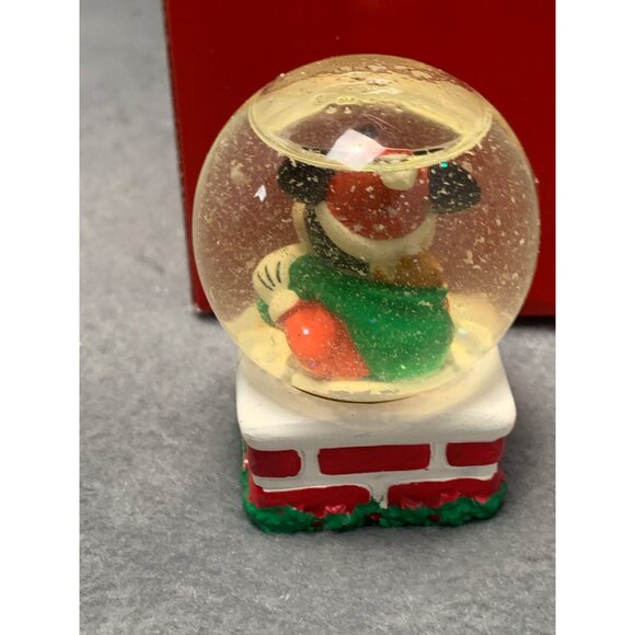 Disney Mickey Mouse Snow Globe 2010 Joy Of Giving Exclusive Christmas Decoration - Picture 3 of 9